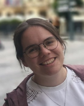 jule_hinrichs_klein.jpg jule_hinrichs_klein.jpg